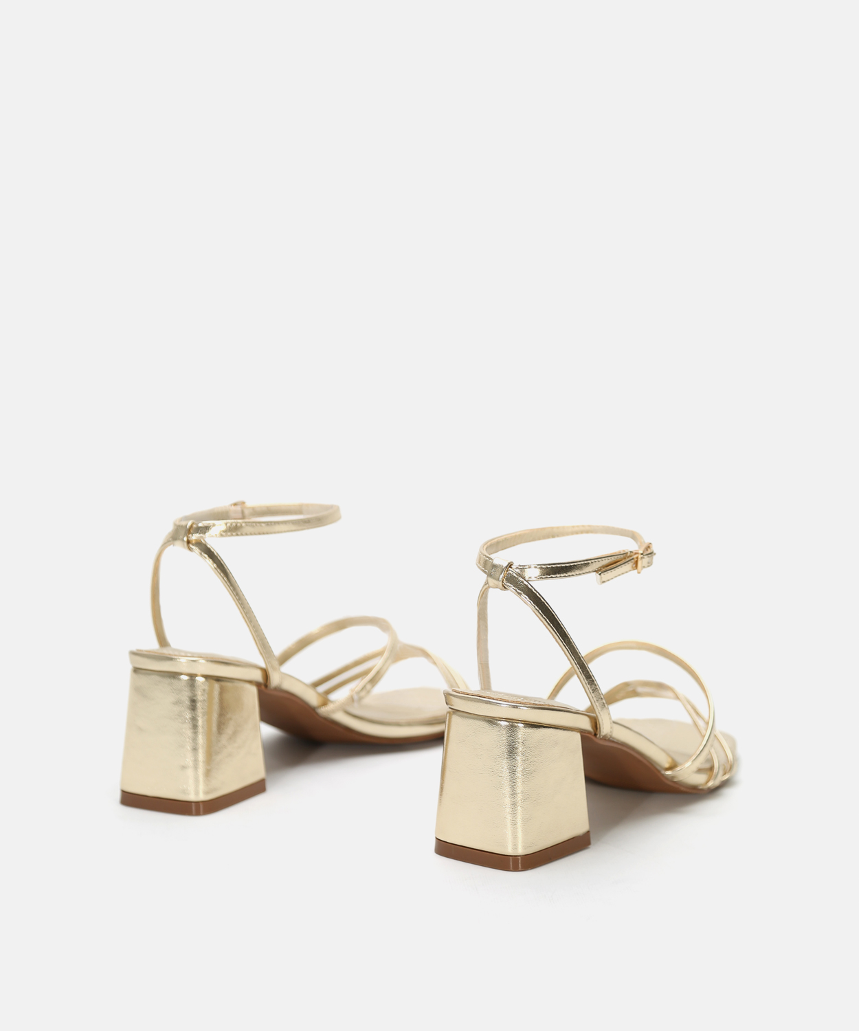 Sandalia tac&oacute;n tiras image number null